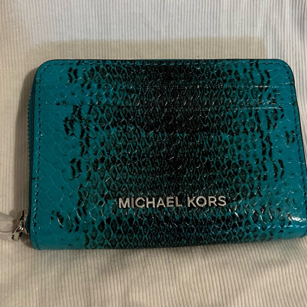 Michael Kors Jet Set Turquoise Small Snake Embossed Leather Wallet NWOT